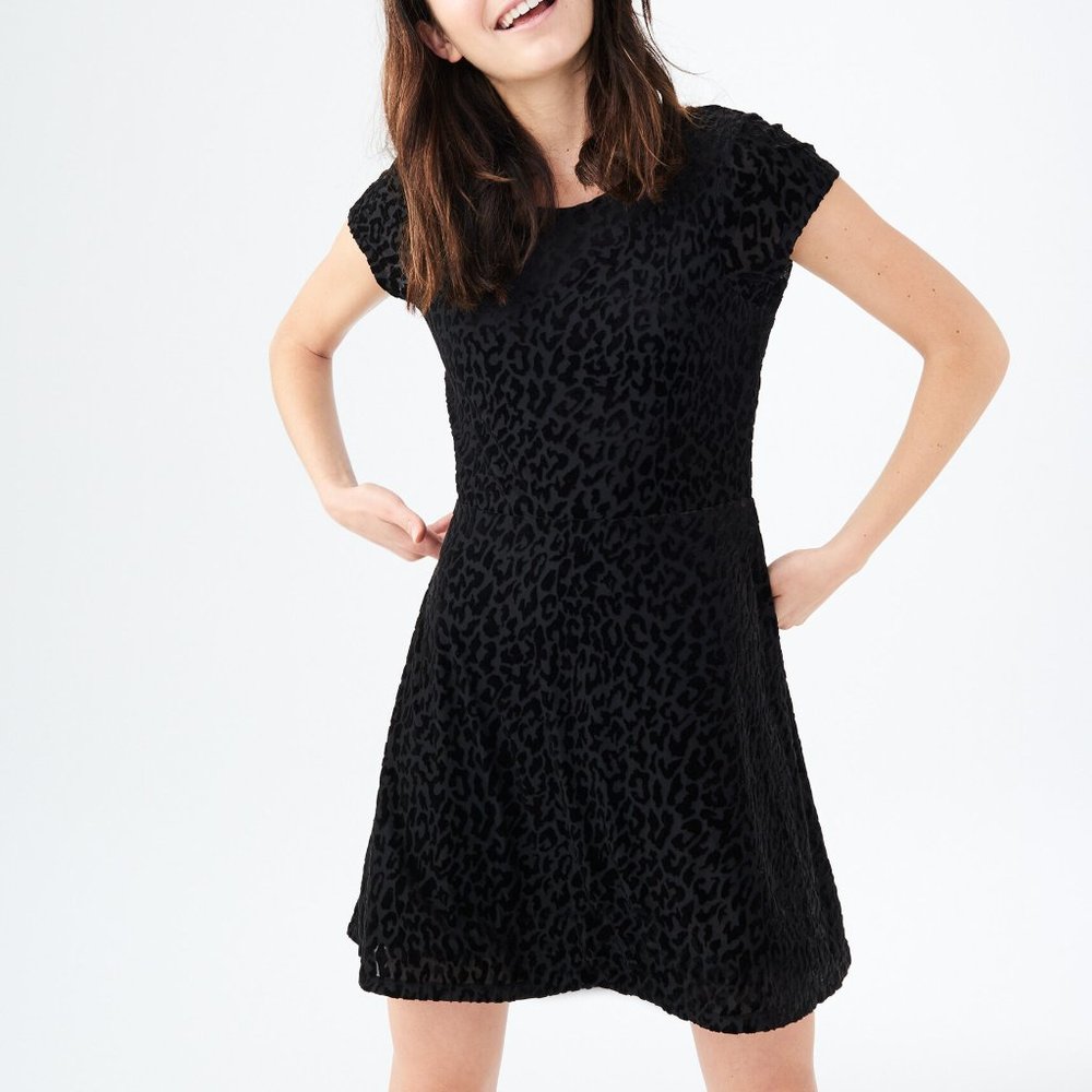 NWT - Wear it 2 Ways! Leopard Burnout Dress - XS